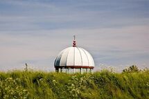 Dome-shaped roof. Photo.